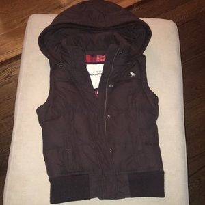 Abercrombie Kids puffer vest